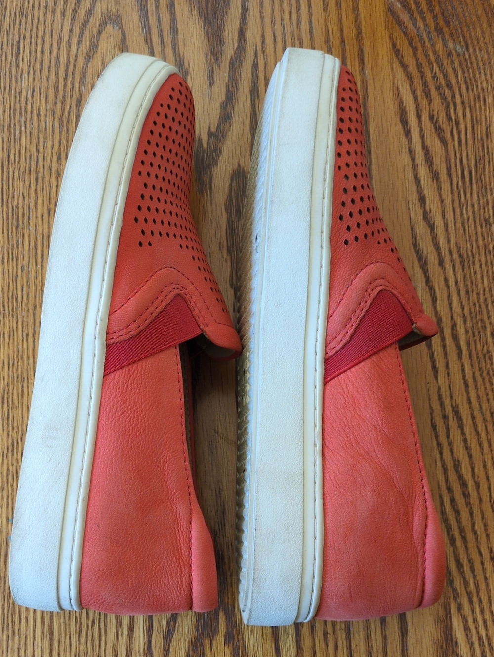 Naturalizer Coral Slip-On Perforated Moccasins - Picture 2 of 6